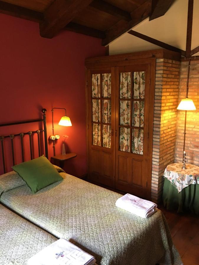 Casa Rural La Riba Sames 外观 照片
