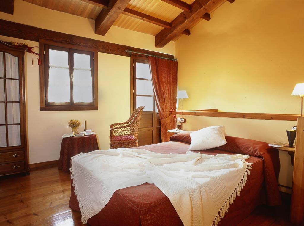 Casa Rural La Riba Sames 外观 照片